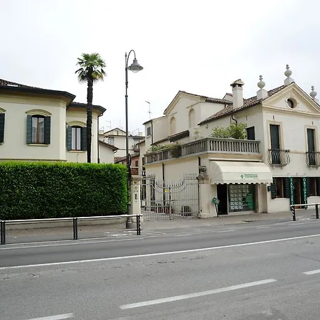 Bed & Breakfast La Foresteria *