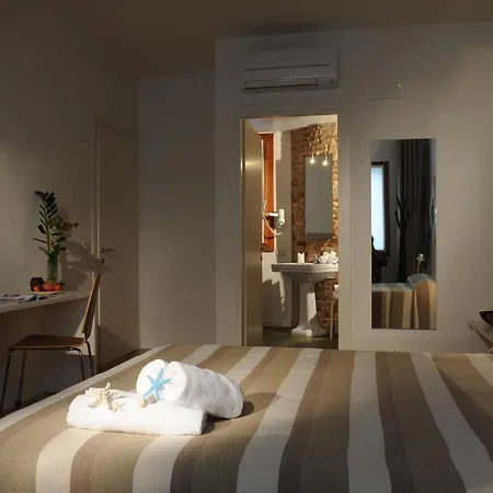 La Foresteria Bed & Breakfast *